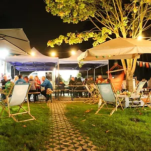 Na Camp4u Z Basenem I Sauna W Siechnicach Kolo Wroclawia , Siechnice Polsko